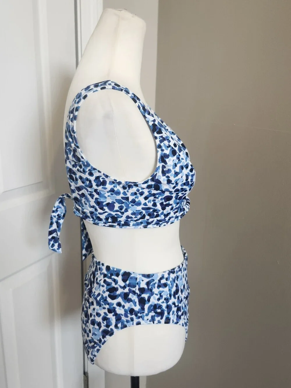 Tommy Bahama Blue Animal Print 2 Piece Swim Suit Bikini, Small